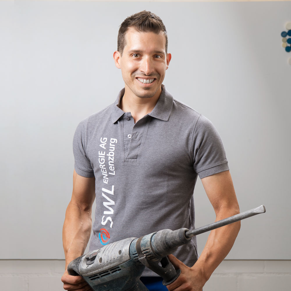 Giorgio Santella, Elektroinstallateur und Servicemonteur